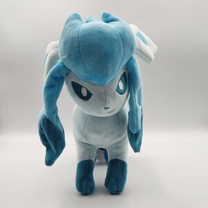 Pokémon Center GLACEON Large Plush NWT